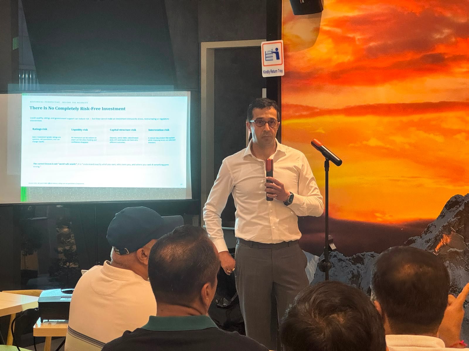 Dissecting FCNR: JITO Singapore
